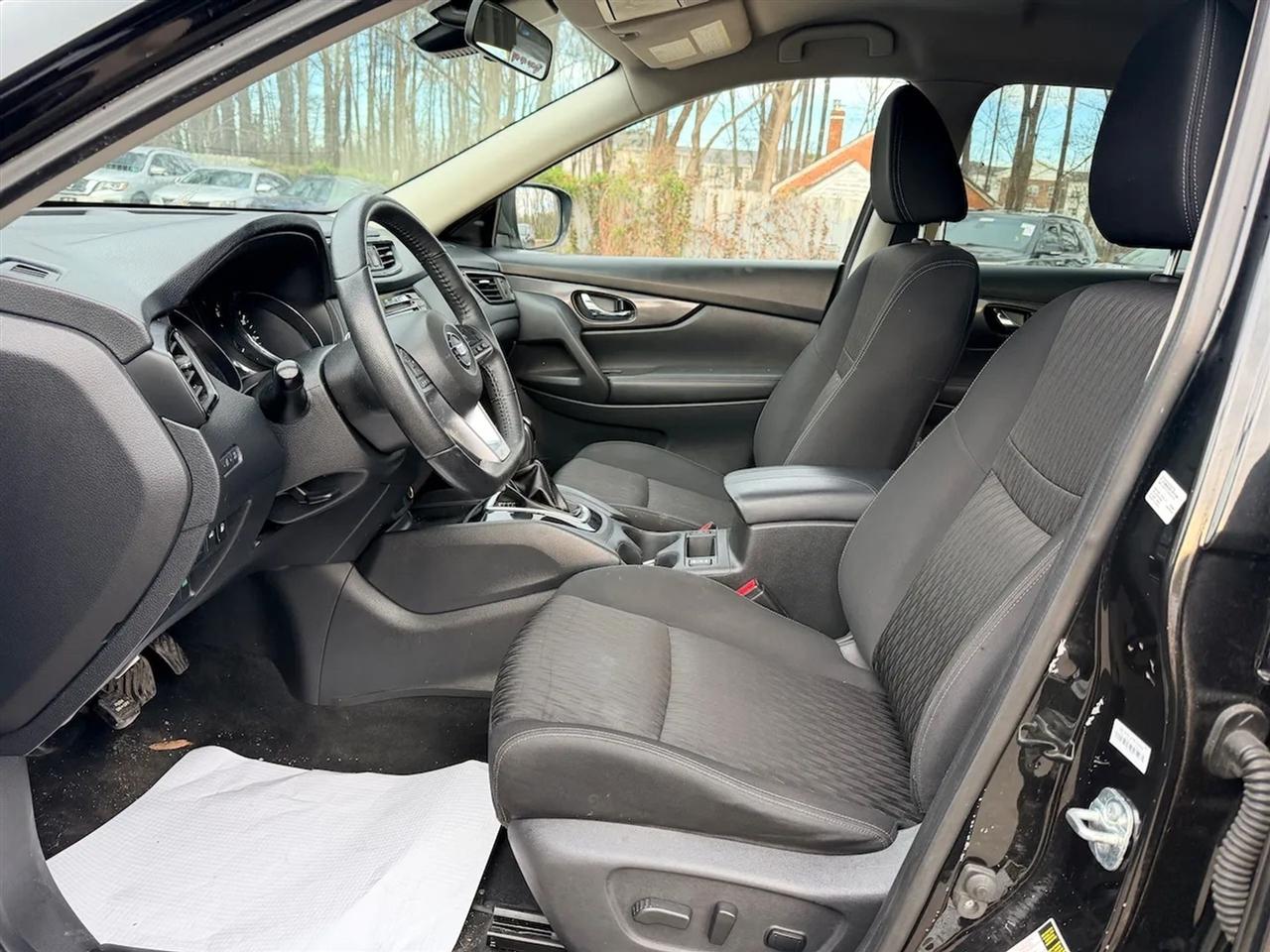 Nissan Rogue SV 2WD 2020