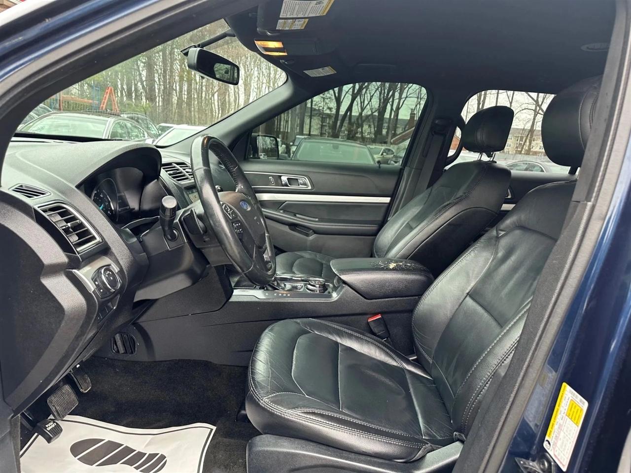 Ford Explorer XLT 4WD 2017