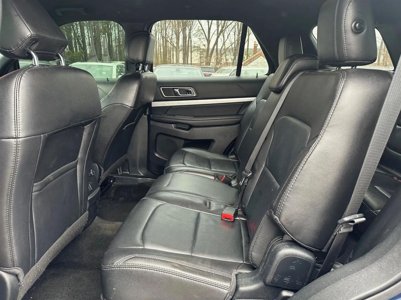 Ford Explorer XLT 4WD 2017