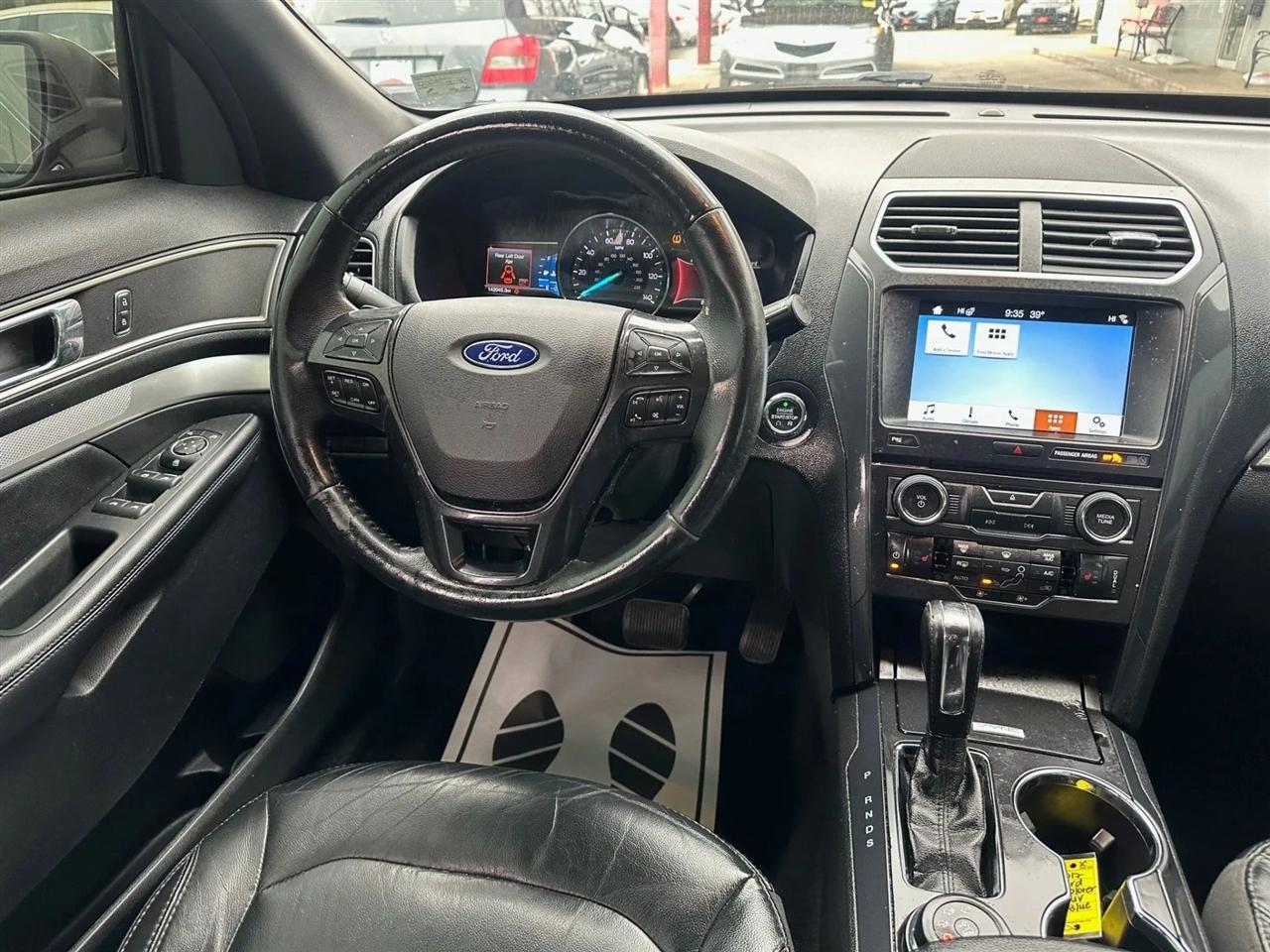 Ford Explorer XLT 4WD 2017