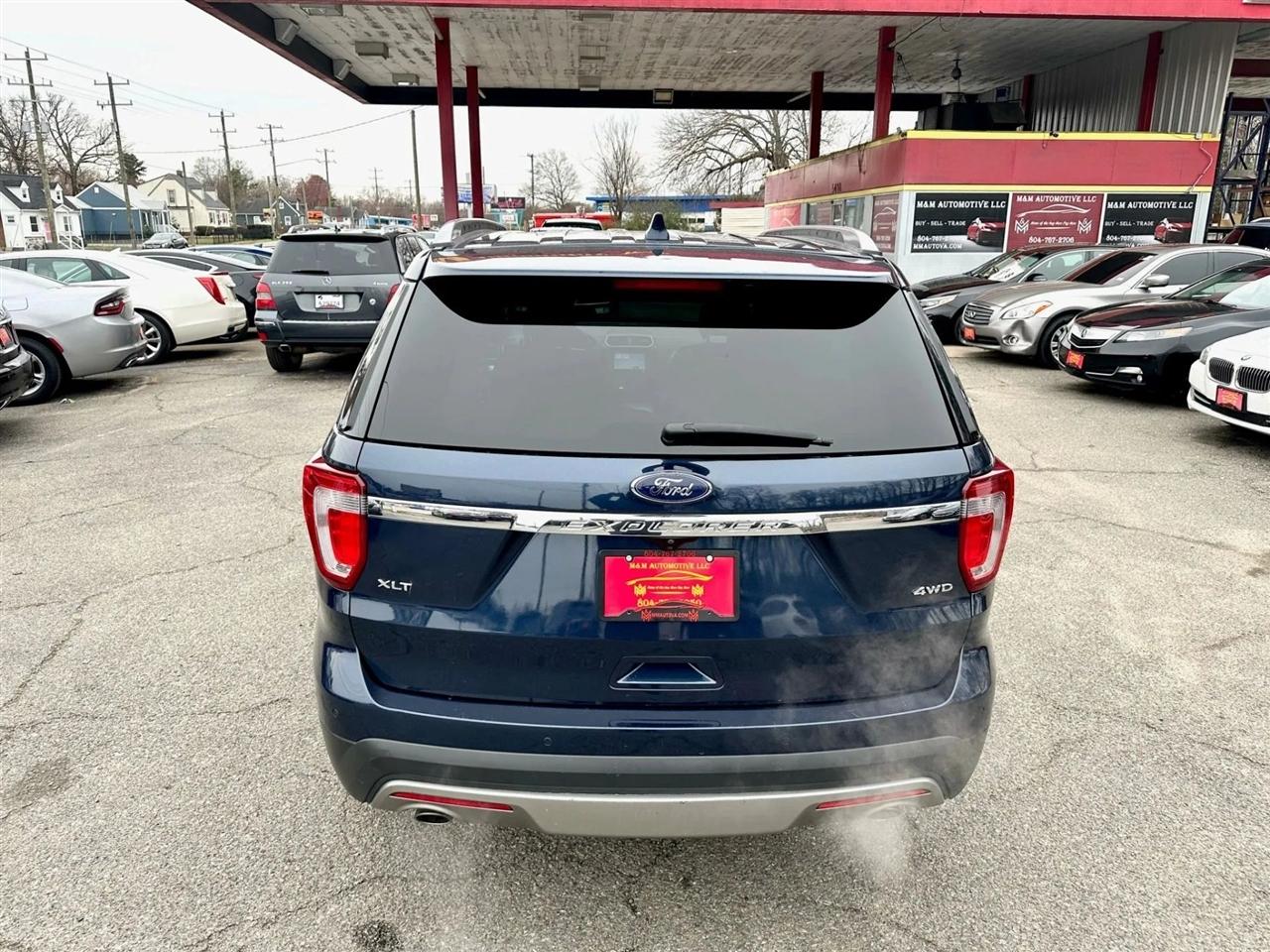 Ford Explorer XLT 4WD 2017