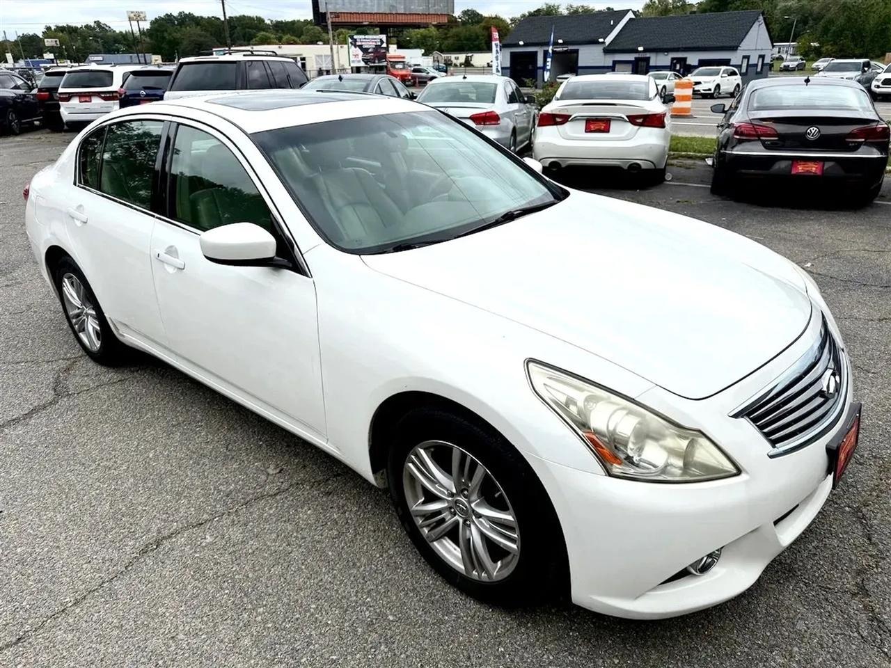Infiniti G Sedan G25x AWD 2011