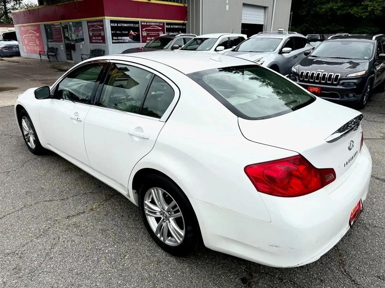 Infiniti G Sedan G25x AWD 2011