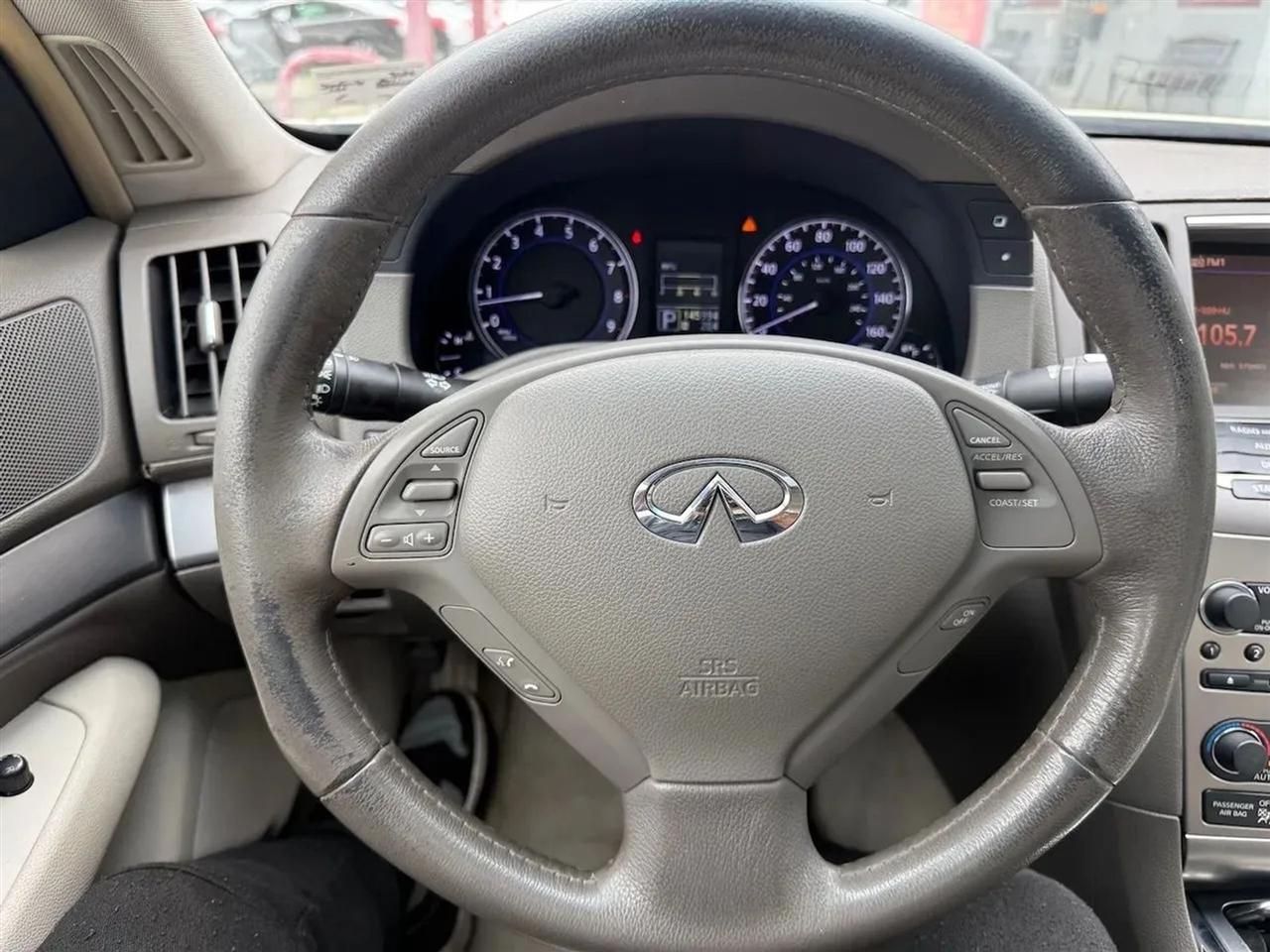 Infiniti G Sedan G25x AWD 2011