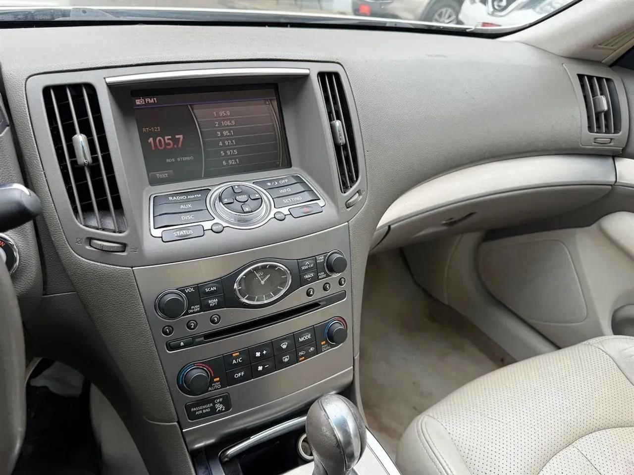 Infiniti G Sedan G25x AWD 2011