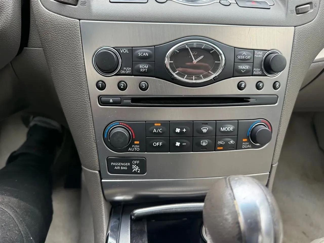 Infiniti G Sedan G25x AWD 2011