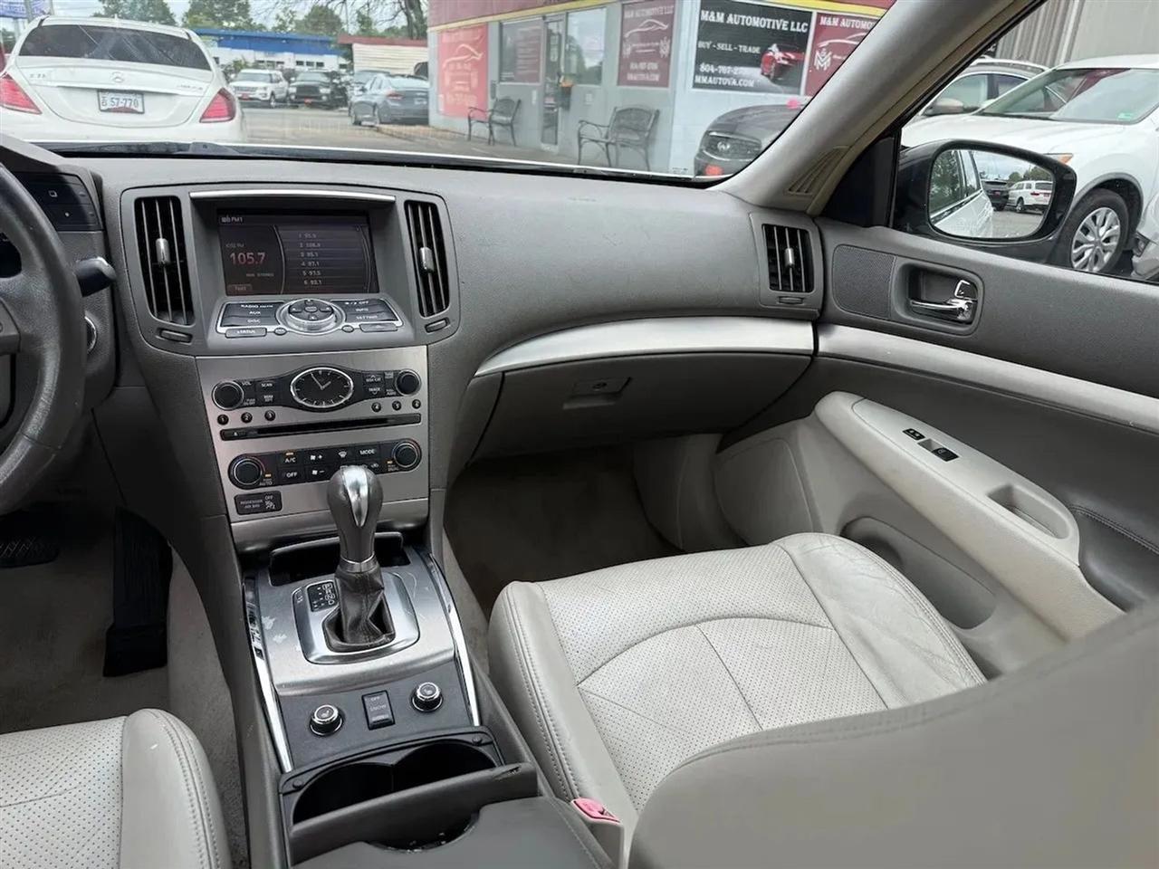 Infiniti G Sedan G25x AWD 2011