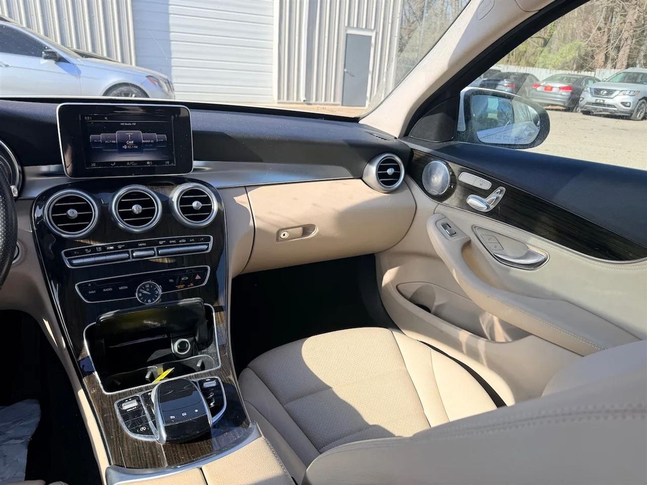 Mercedes-Benz C-Class C300 4MATIC Sedan 2015