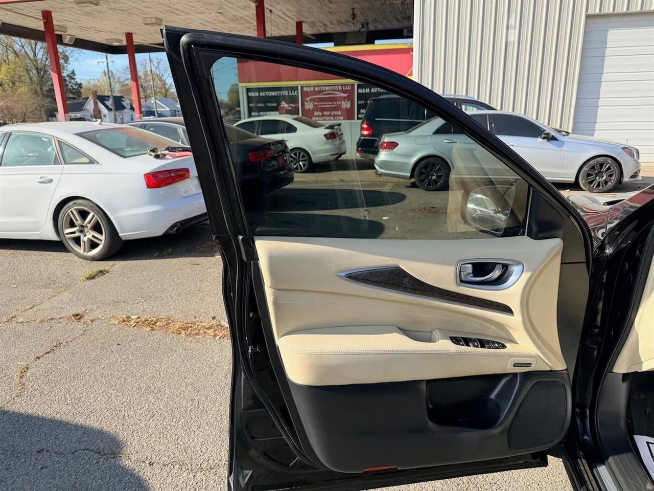 Infiniti QX60 Base AWD 2015