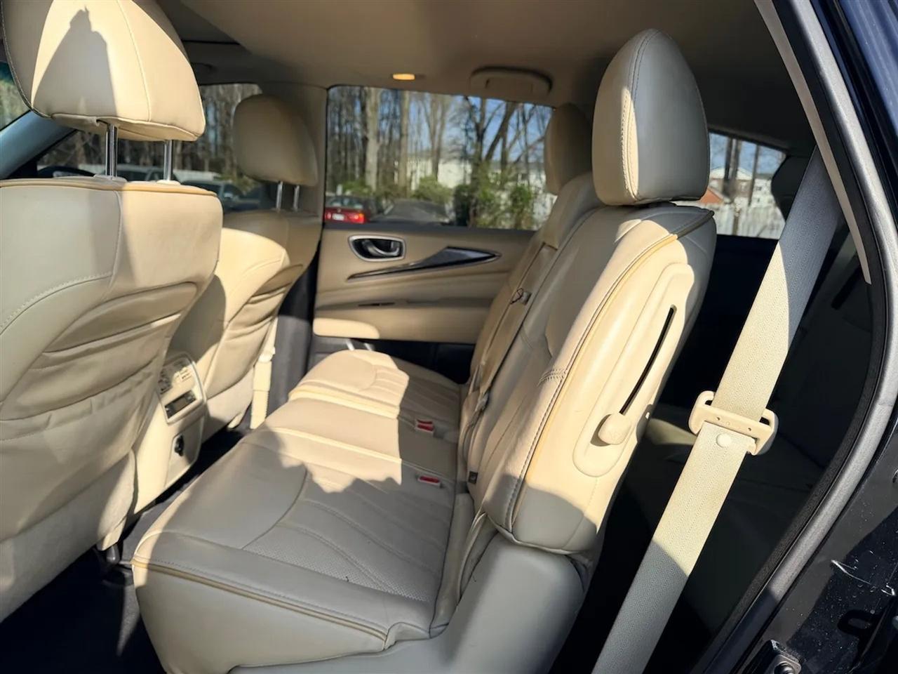 Infiniti QX60 Base AWD 2015