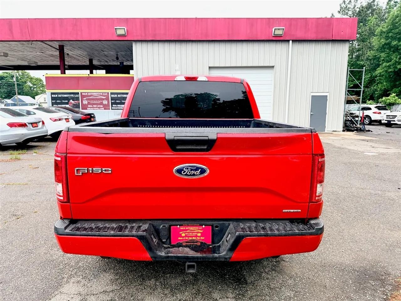 Ford F-150 XL SuperCrew 5.5-ft. Bed 4WD 2015
