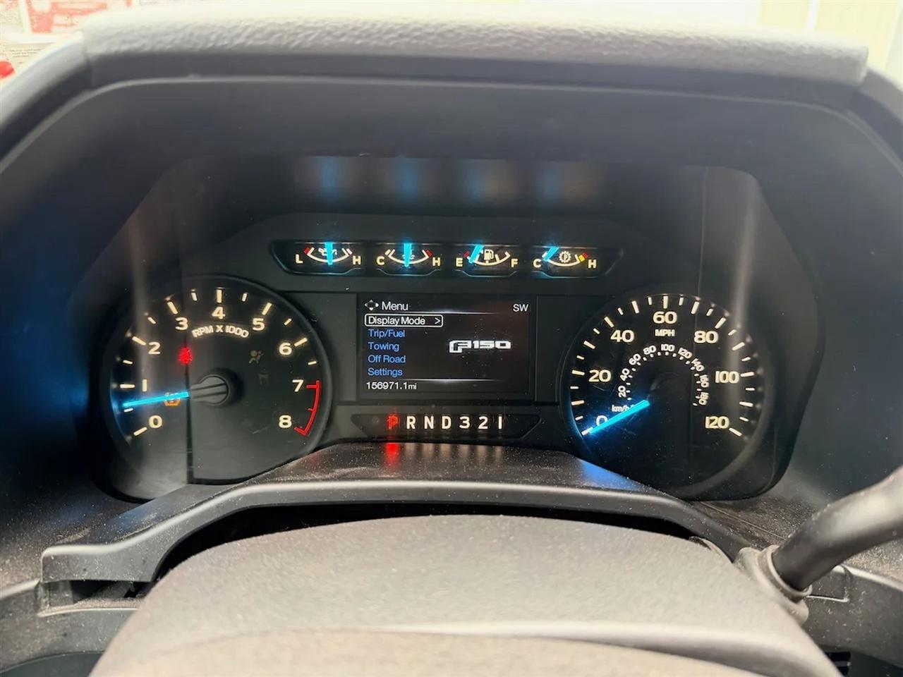Ford F-150 XL SuperCrew 5.5-ft. Bed 4WD 2015