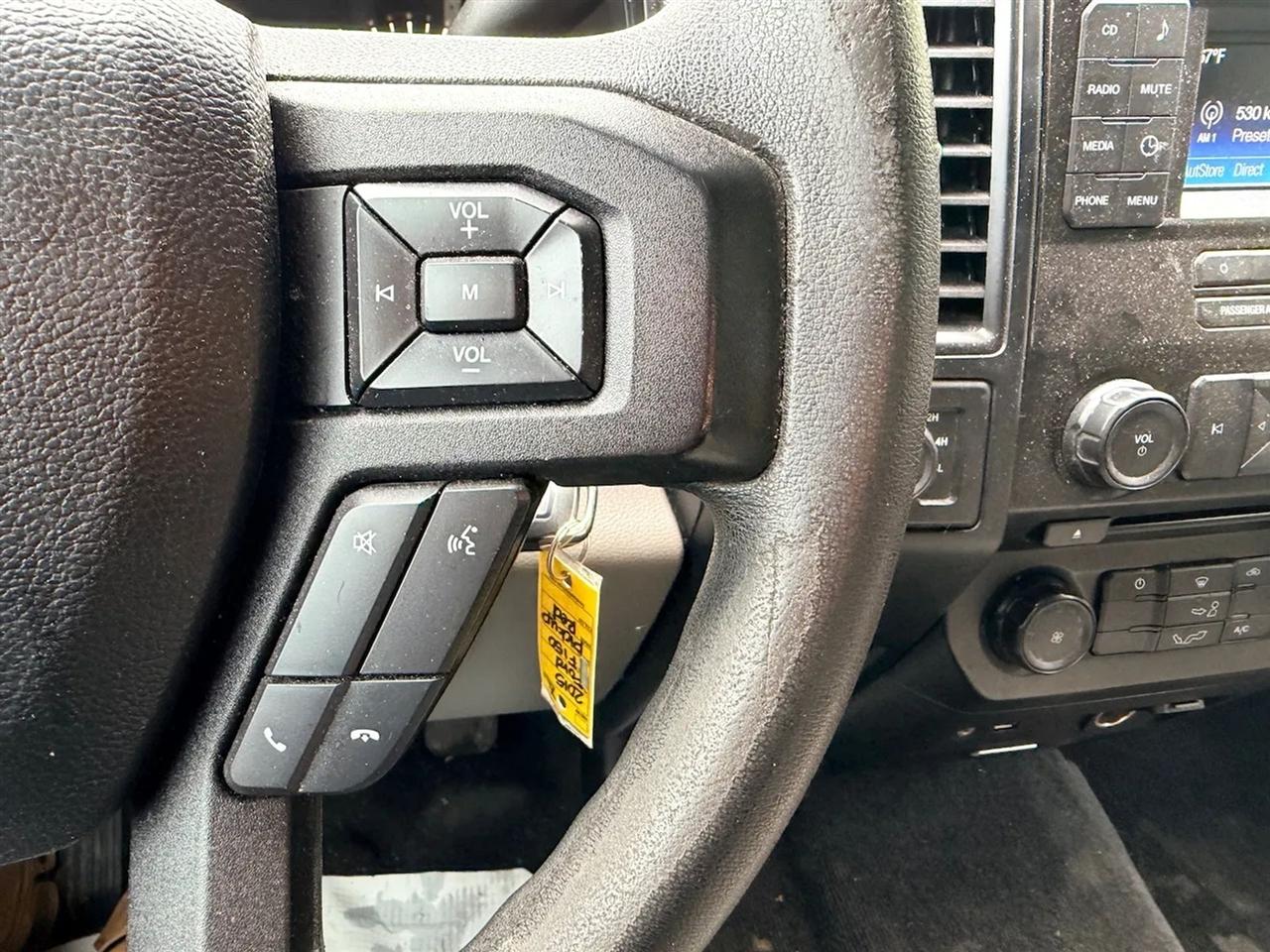 Ford F-150 XL SuperCrew 5.5-ft. Bed 4WD 2015