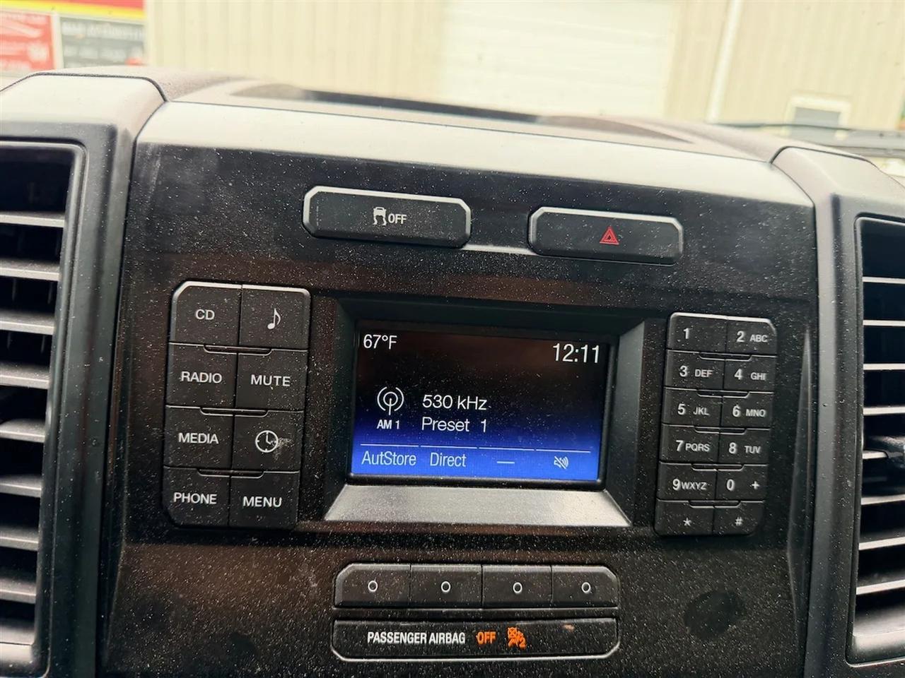 Ford F-150 XL SuperCrew 5.5-ft. Bed 4WD 2015