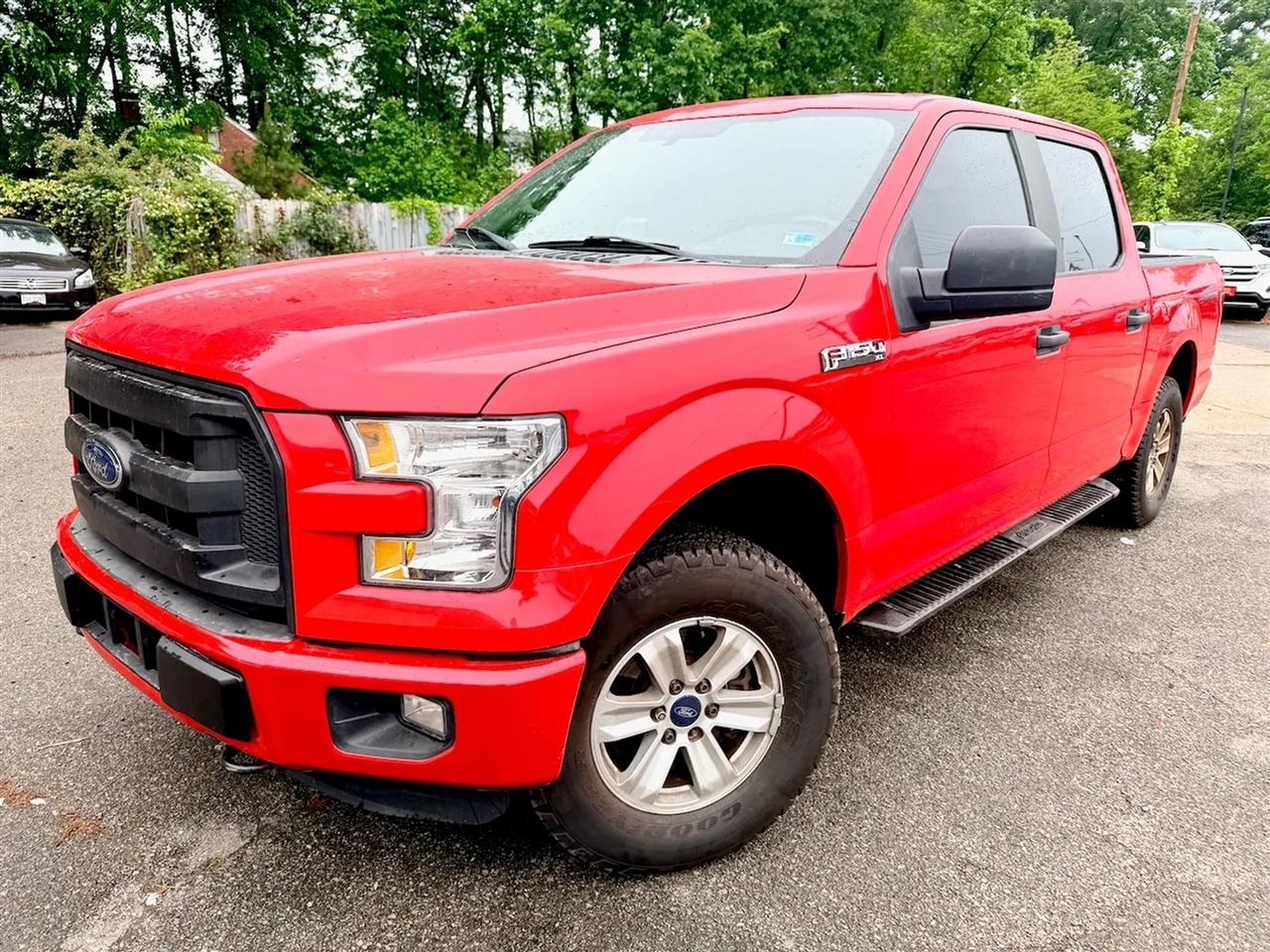 Ford F-150 XL SuperCrew 5.5-ft. Bed 4WD 2015