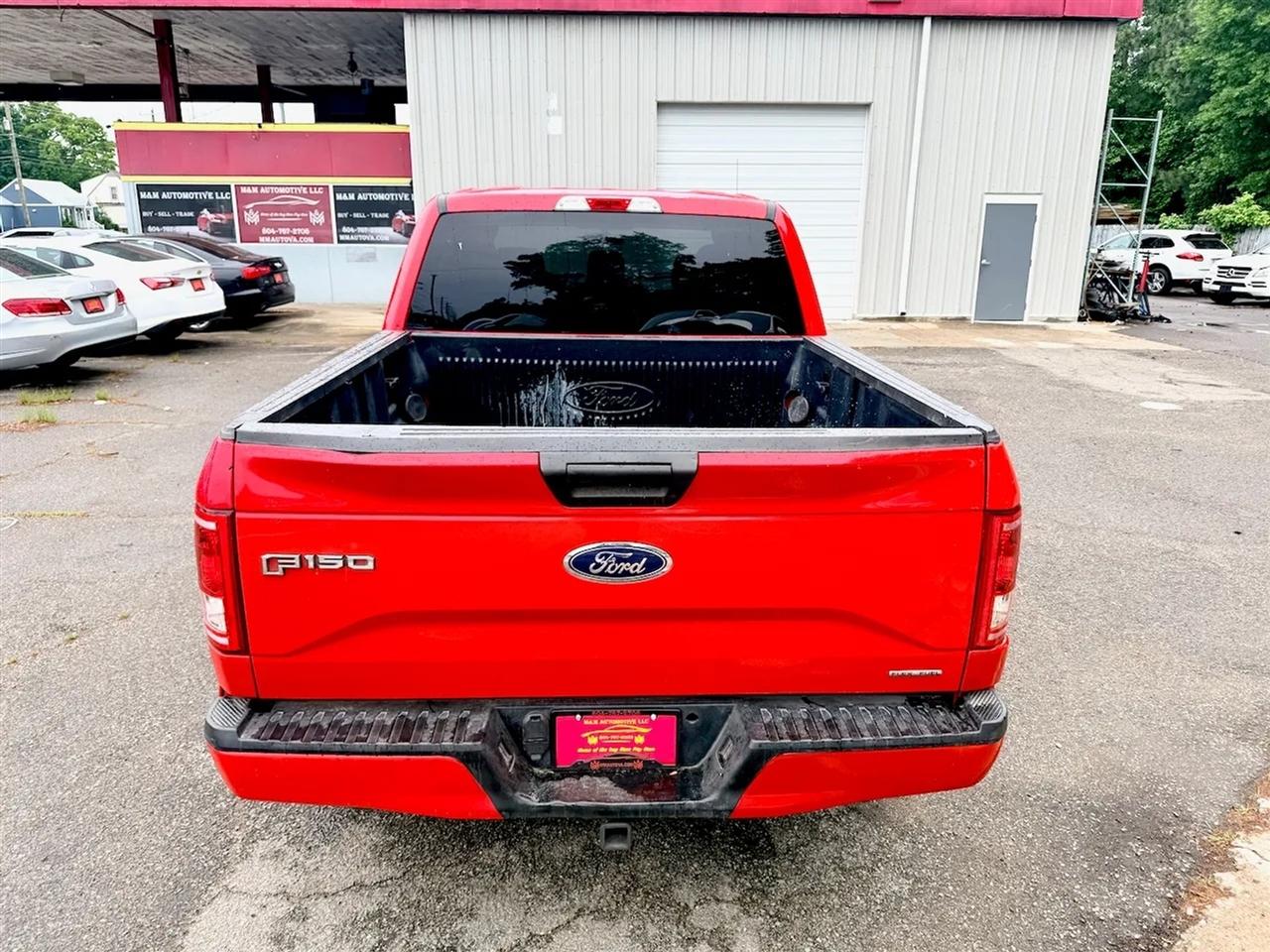 Ford F-150 XL SuperCrew 5.5-ft. Bed 4WD 2015