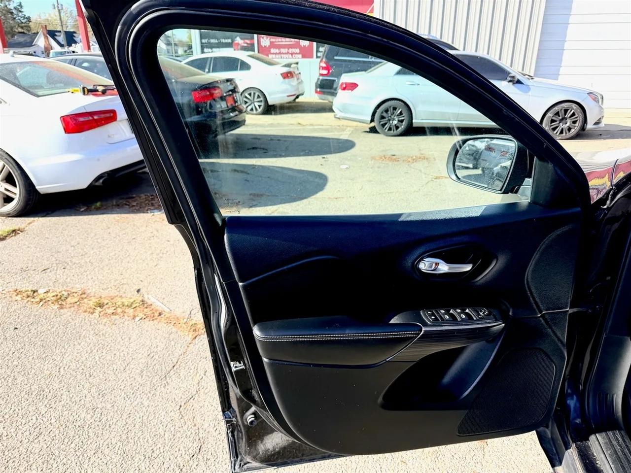 Jeep Cherokee Limited 4WD 2015