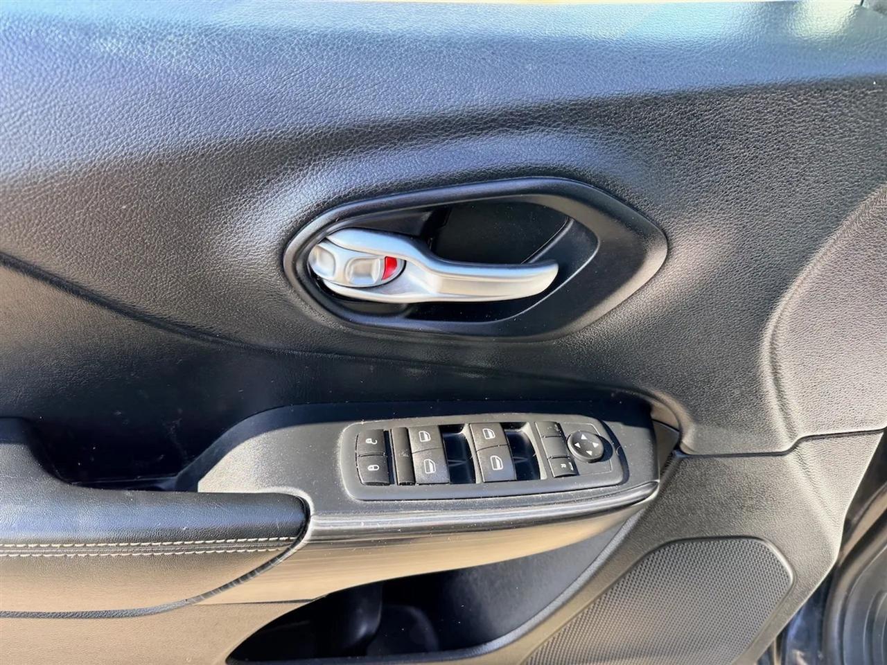 Jeep Cherokee Limited 4WD 2015