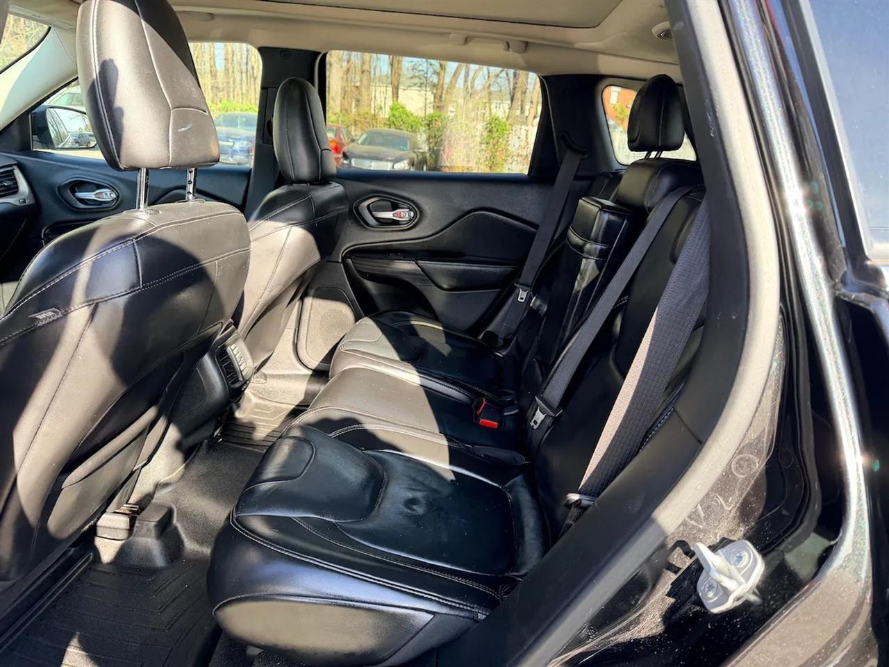 Jeep Cherokee Limited 4WD 2015