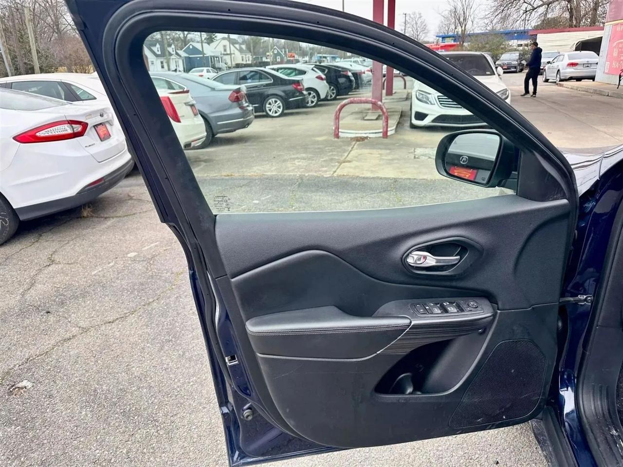 Jeep Cherokee Limited 4WD 2015