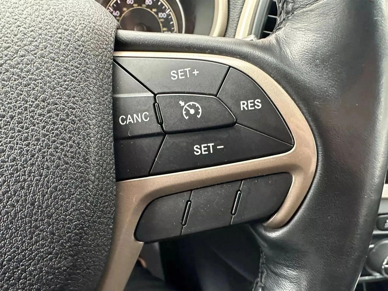 Jeep Cherokee Limited 4WD 2015