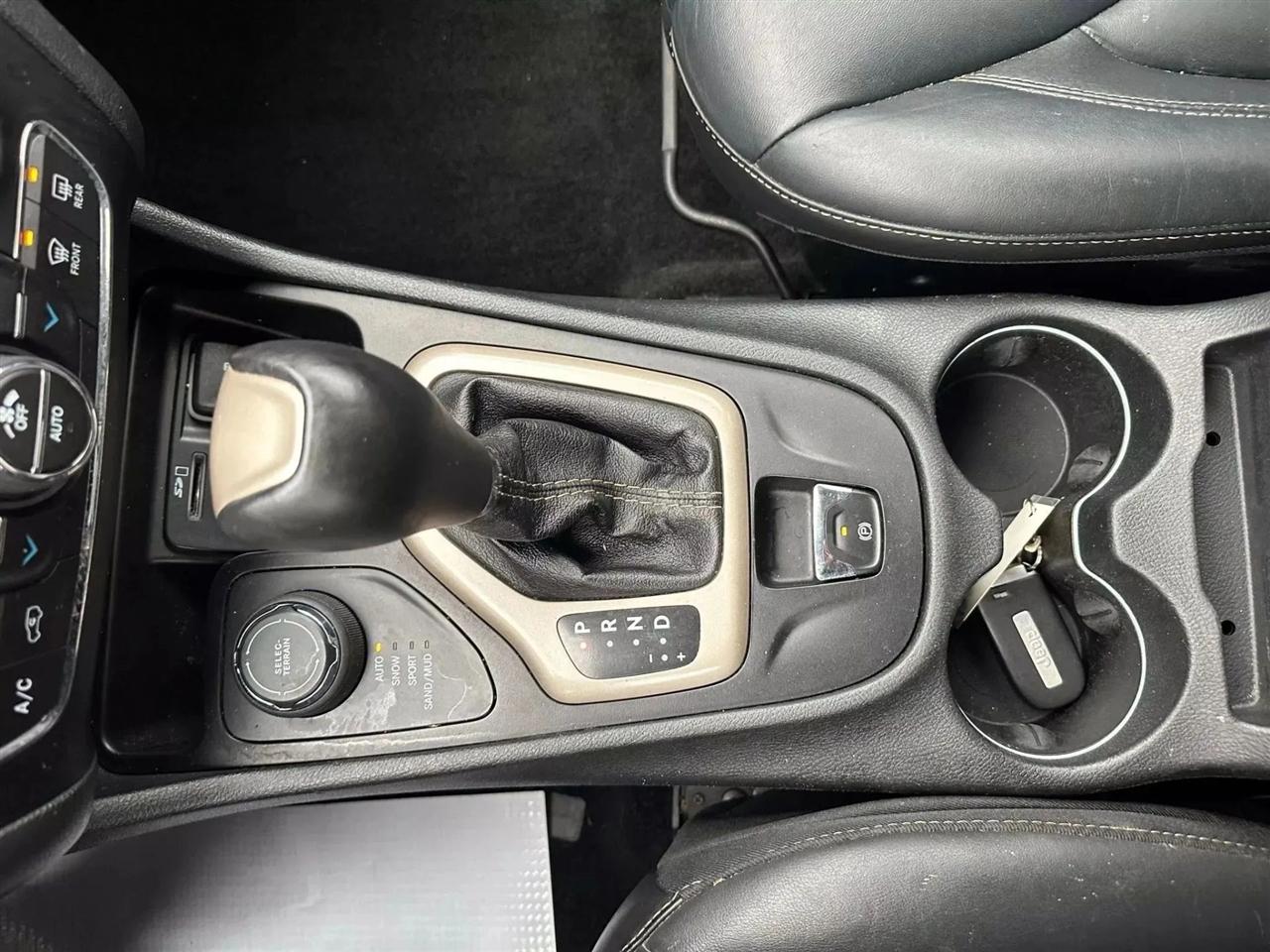 Jeep Cherokee Limited 4WD 2015