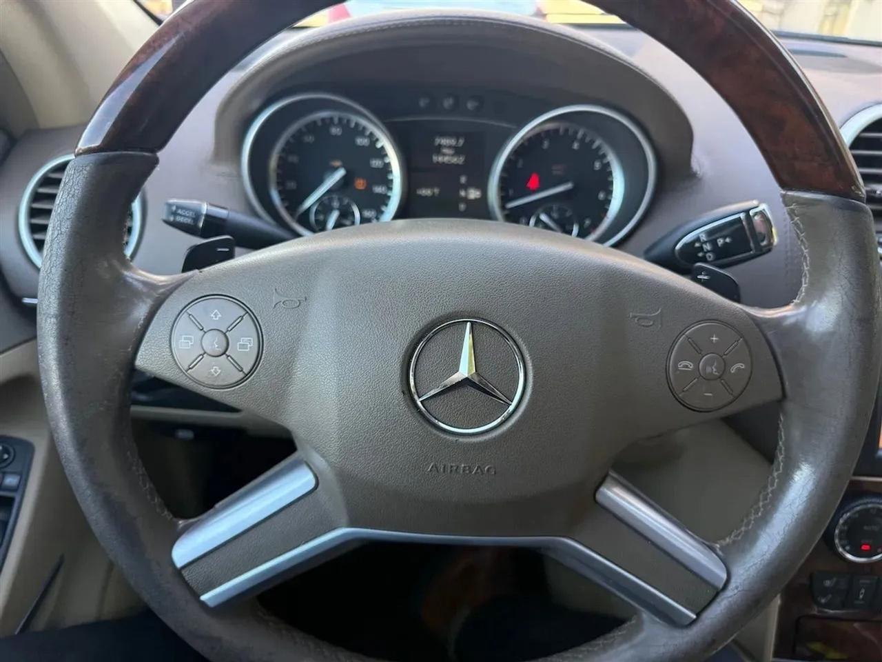 Mercedes-Benz GL-Class GL550 4MATIC 2012