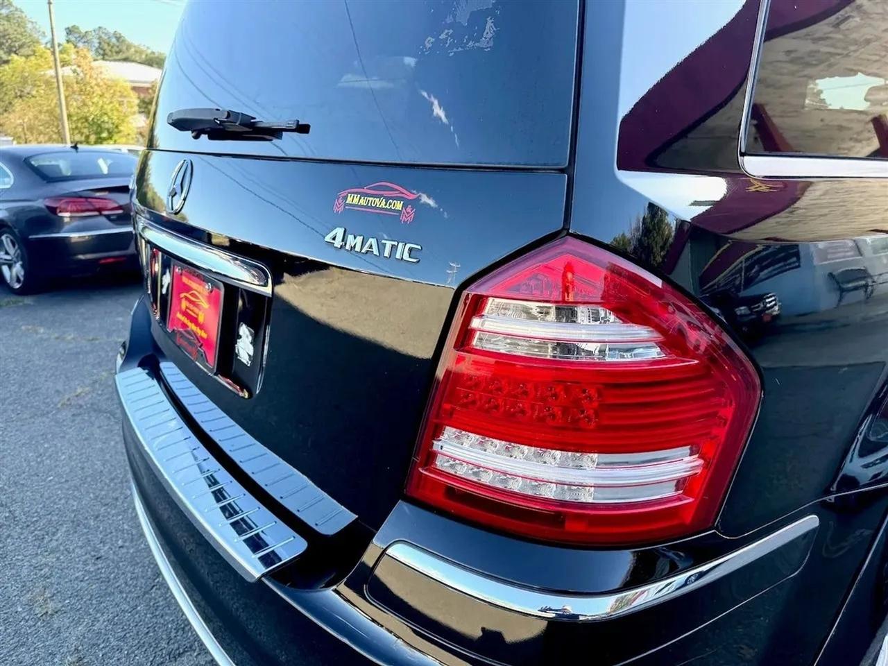 Mercedes-Benz GL-Class GL550 4MATIC 2012