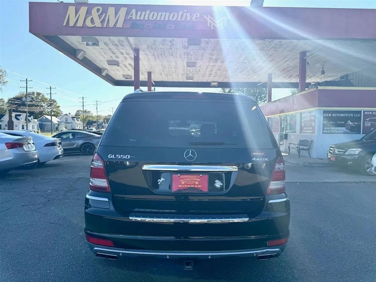 Mercedes-Benz GL-Class GL550 4MATIC 2012