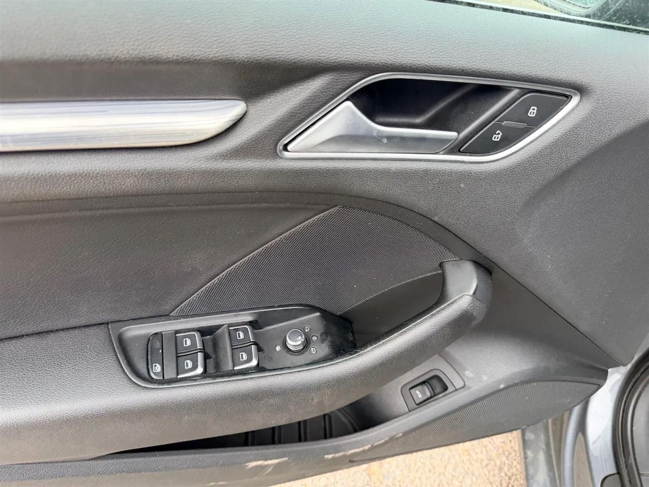 Audi S3 2.0T Premium Plus quattro 2015