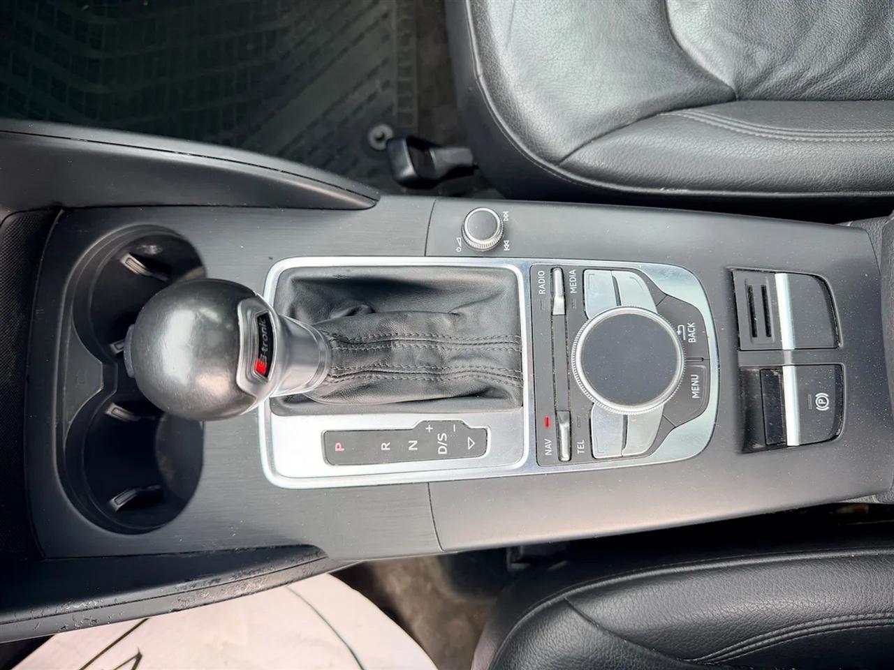 Audi S3 2.0T Premium Plus quattro 2015