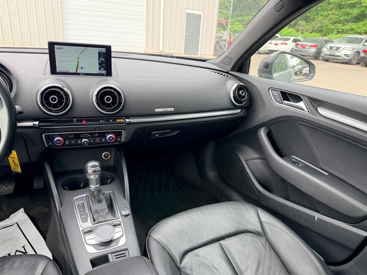 Audi S3 2.0T Premium Plus quattro 2015