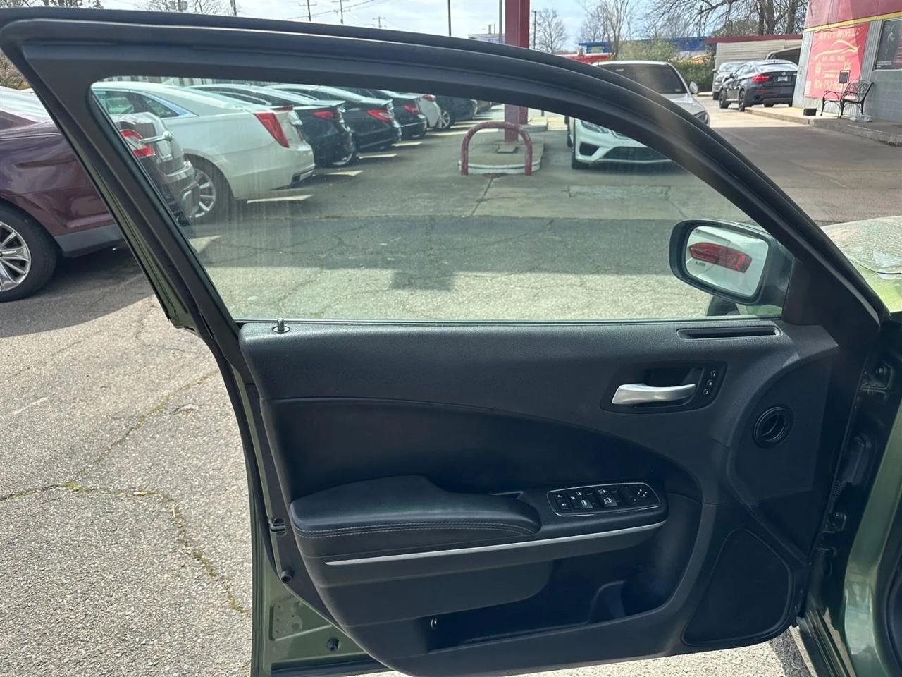 Dodge Charger SXT 2019