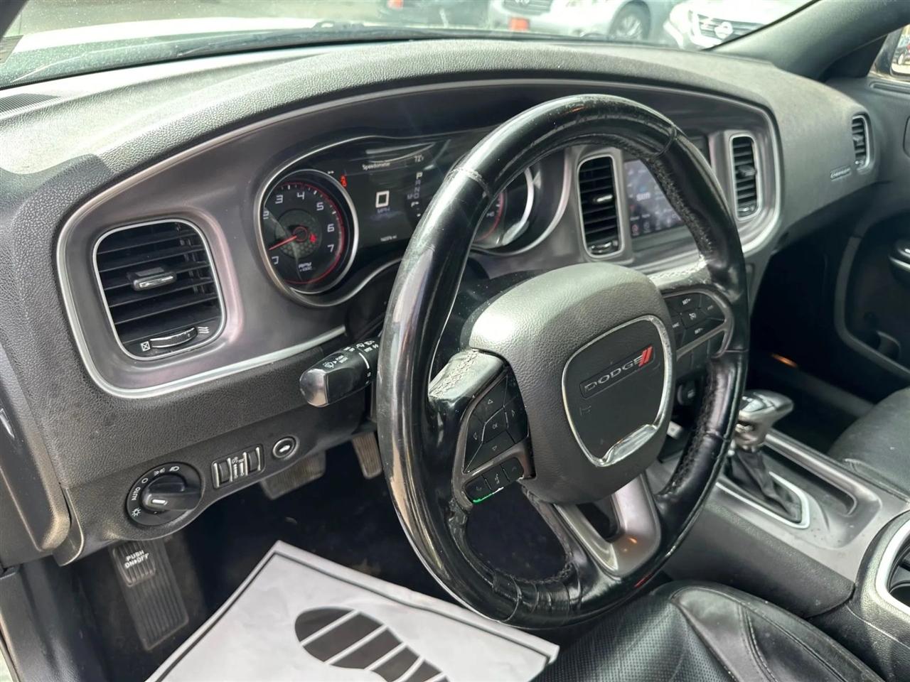 Dodge Charger SXT 2019