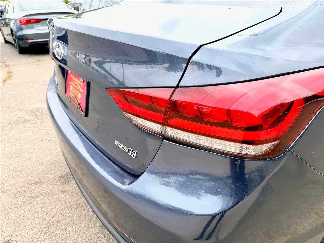 Hyundai Genesis 3.8L 2016