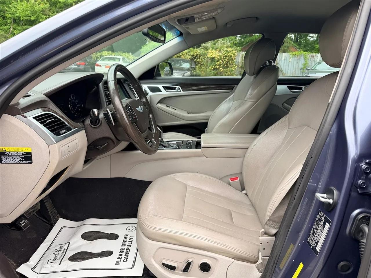 Hyundai Genesis 3.8L 2016