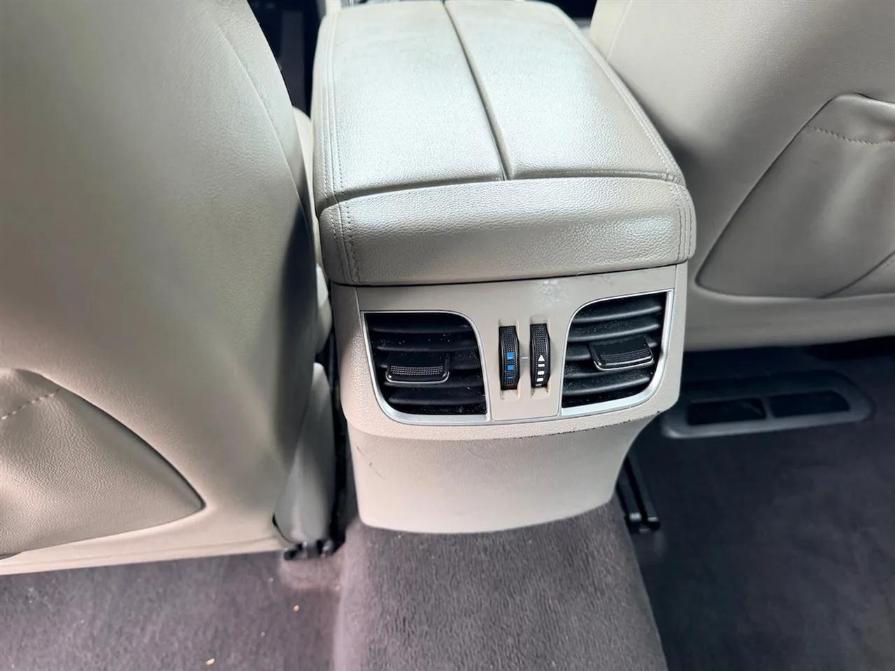 Hyundai Genesis 3.8L 2016