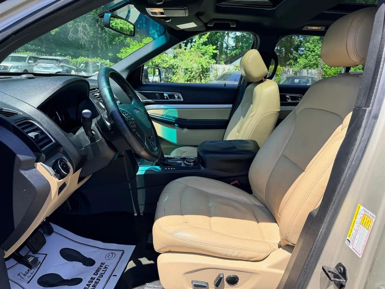 Ford Explorer XLT 4WD 2017