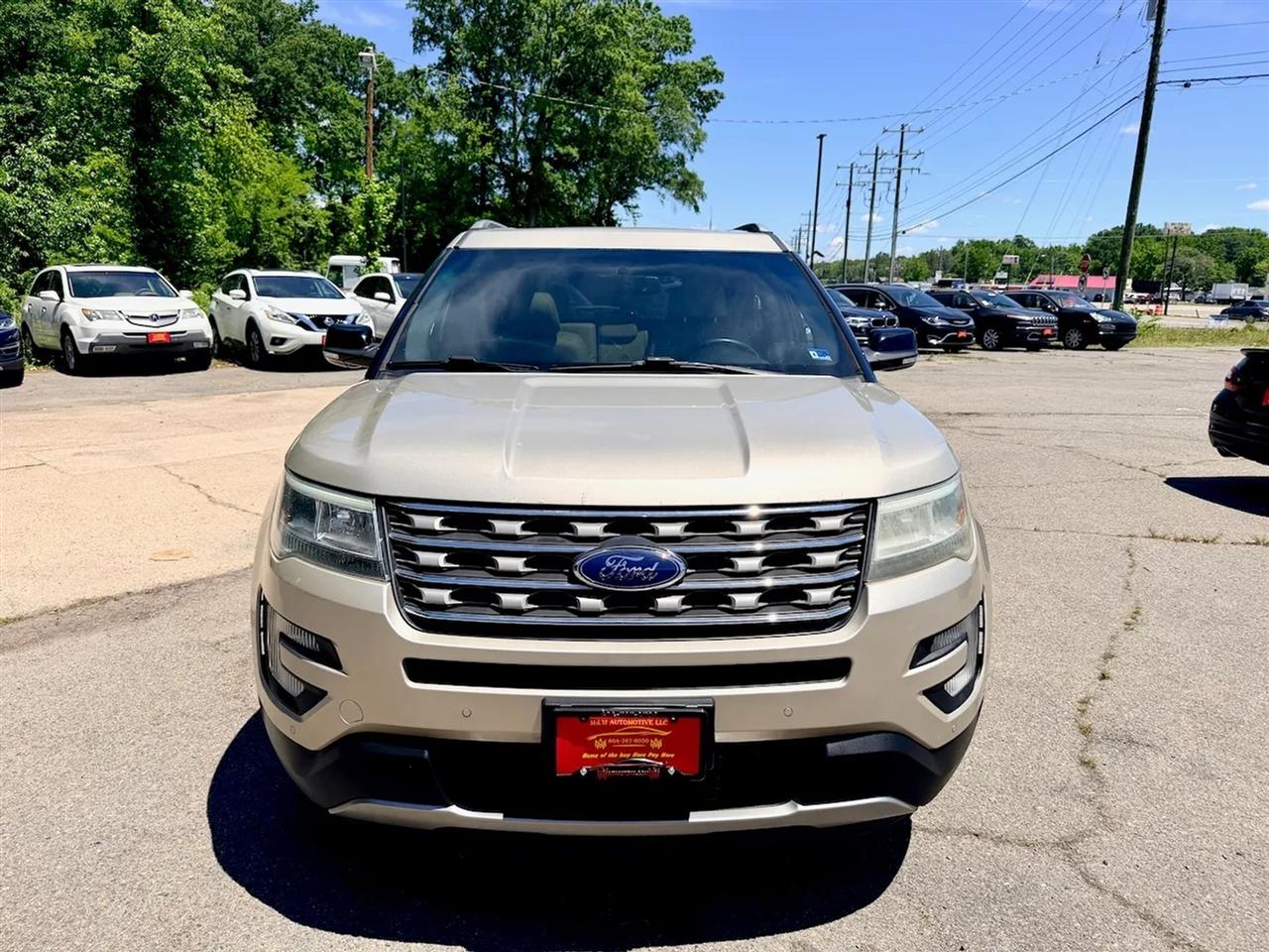 Ford Explorer XLT 4WD 2017