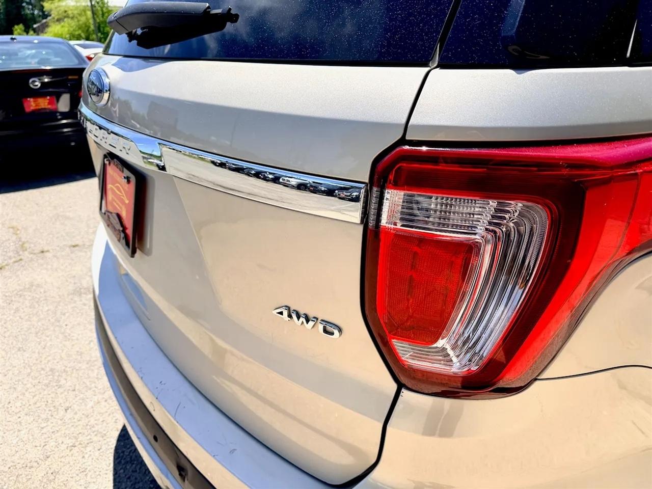 Ford Explorer XLT 4WD 2017