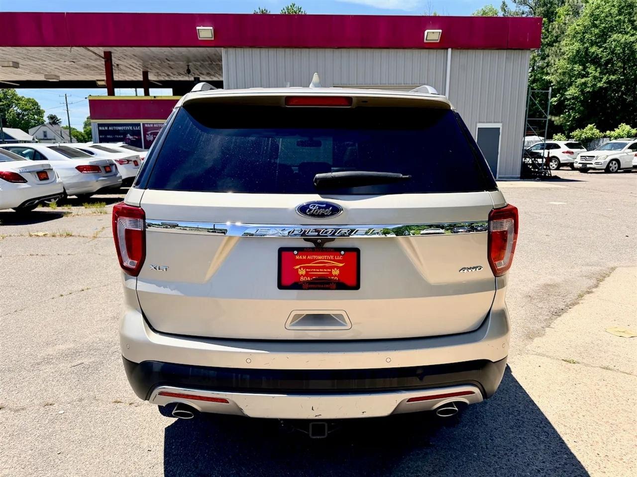 Ford Explorer XLT 4WD 2017