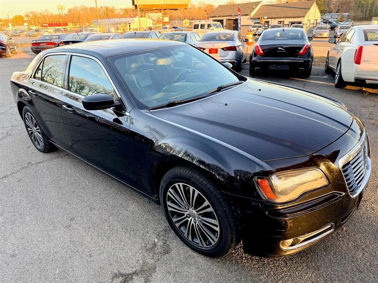 Chrysler 300 S V6 AWD 2013