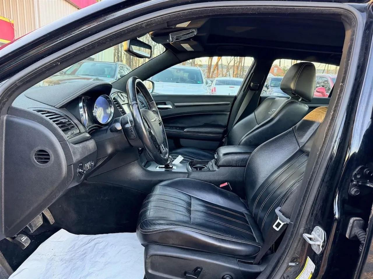 Chrysler 300 S V6 AWD 2013