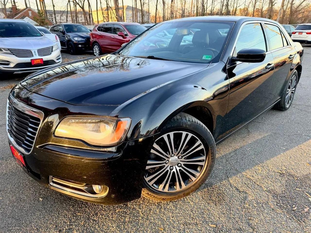 Chrysler 300 S V6 AWD 2013