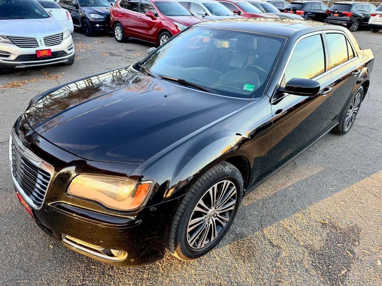 Chrysler 300 S V6 AWD 2013