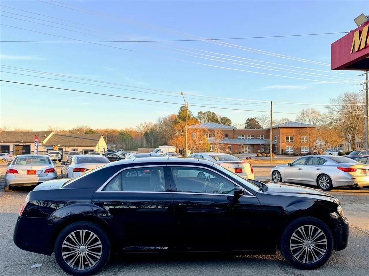 Chrysler 300 S V6 AWD 2013