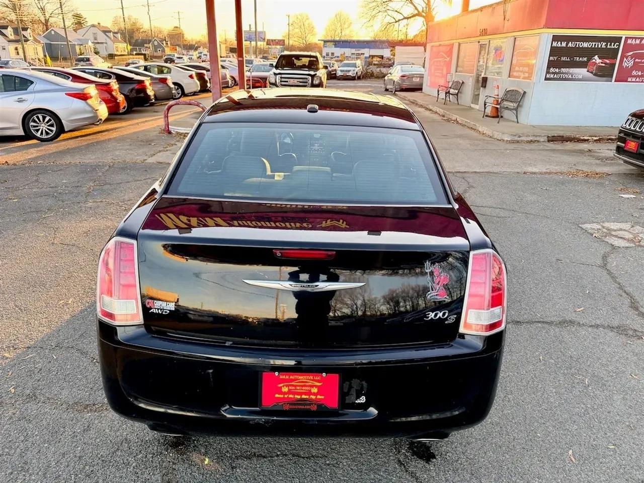 Chrysler 300 S V6 AWD 2013
