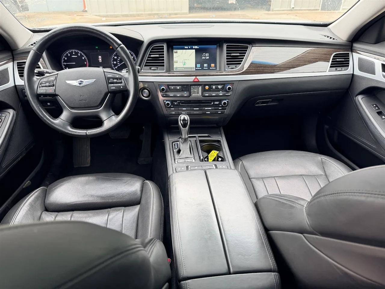 Hyundai Genesis 3.8L 2015