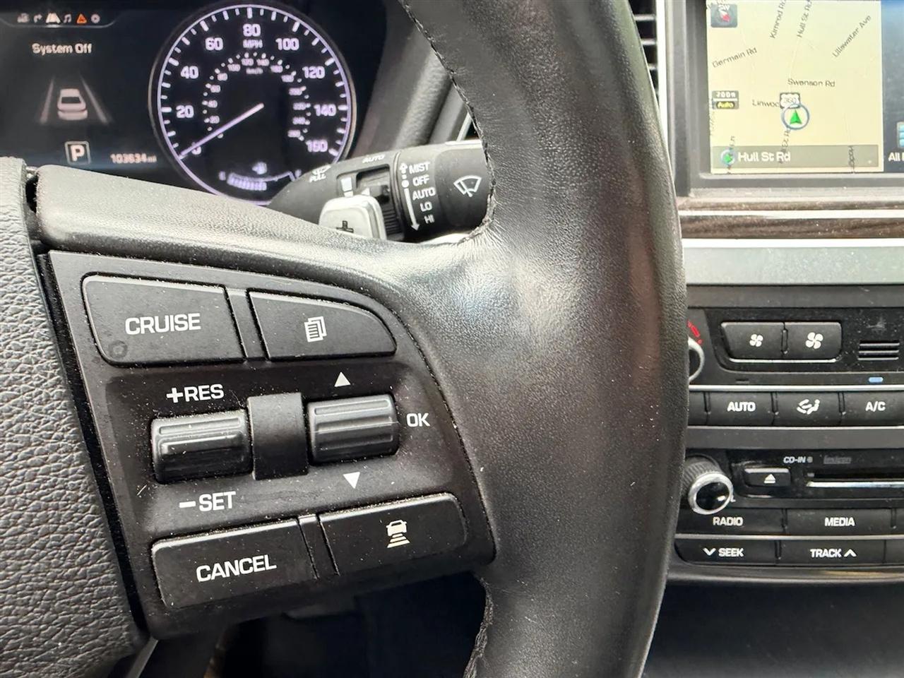 Hyundai Genesis 3.8L 2015
