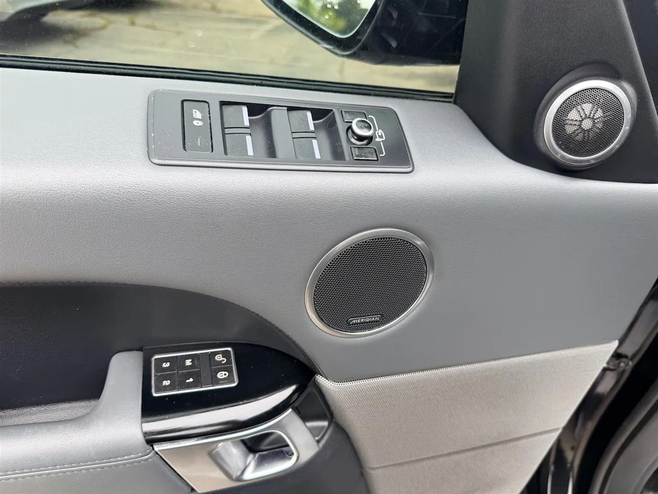 Land Rover Range Rover Sport 5.0L V8 Supercharged 2014